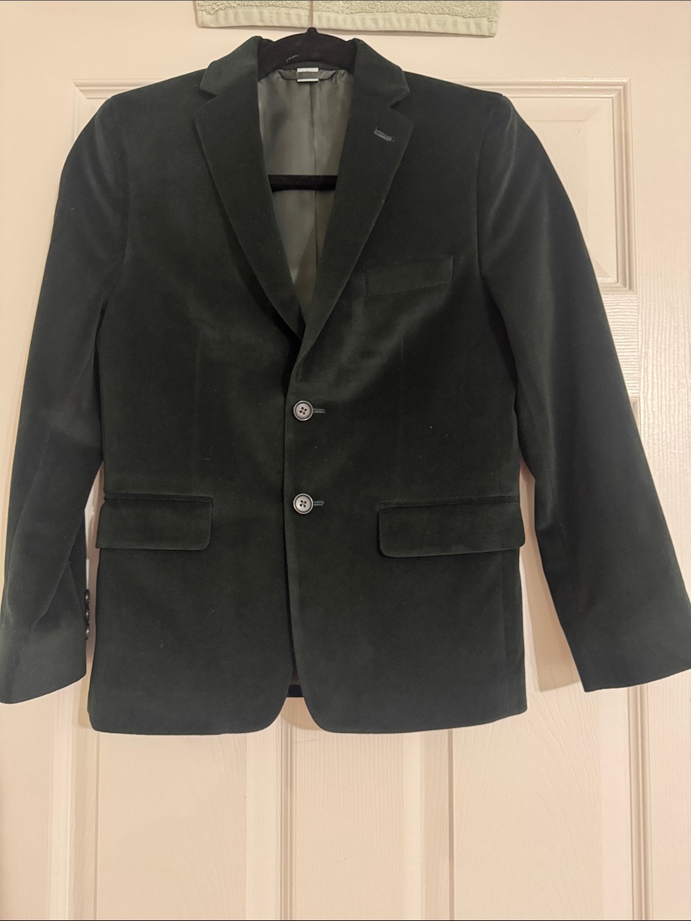 Boy’s Classic Velvet Blazer in Dark Green
